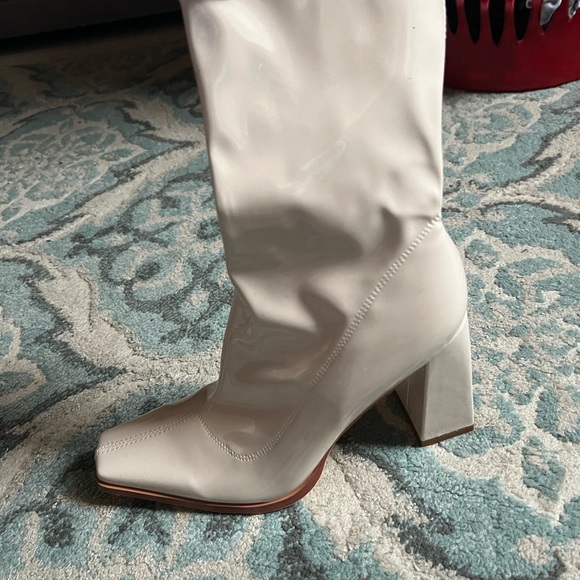 Dolls kill white boots size 10 - Picture 4 of 7